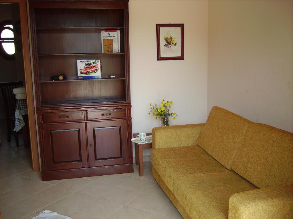 Residence Eneide Valderice Exterior foto